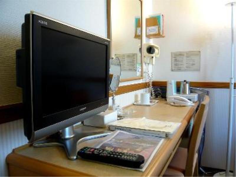 Toyoko Inn Yokohama Tsurumi Eki Higashi Guchi Exteriör bild
